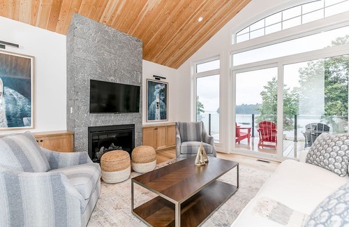 Muskoka Lakes House | Villa 12 4 bed - 4 bath