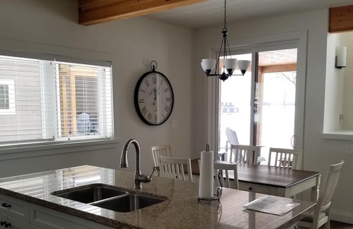 Muskoka Lakes House | 7B - 3 bedroom in Duplex