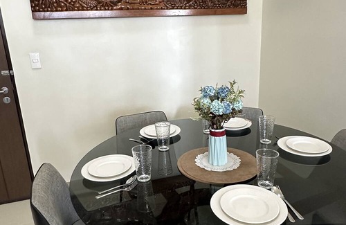 Jaro Apartment | Light 2Bedroom Loft WVTowers28