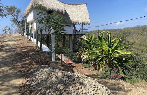 San Pedro Pochutla House | Casa con Palapa y Vista a la Increíble Playa del Pacífico en la Costa Oaxaqueña