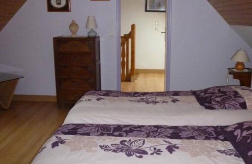 Garlan House | Cottage 'Gite Vert' with Private Terrace and Wi-Fi
