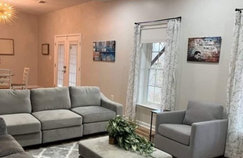Franconia House | Perfect for small groups!