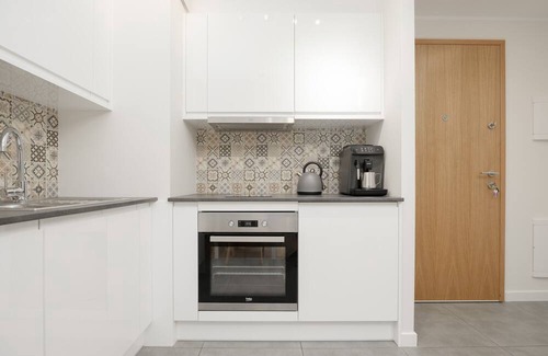 Muranow Apartment | Muranów Apartment Parking by Renters