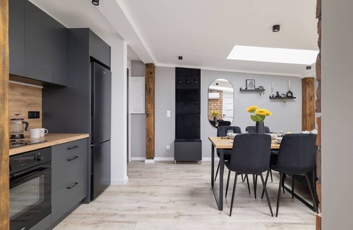 Katowice Apartment | Kościuszki With A/C Katowice by Renters