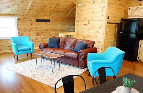 Hood Cabin | Toasted Marshmallow Cabin