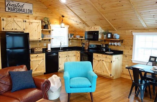 Hood Cabin | Toasted Marshmallow Cabin