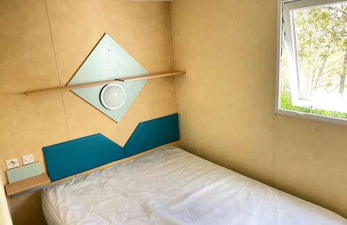 Saint-Denis-du-Payre House | CAMPING O BEAU LAURIER ** - Mobile home with dressing room 4p 42 4 people