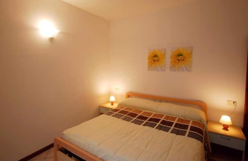 Prabione Apartment | Apartment 'Angelica 3' with Lake View, Balcony and Wi-Fi