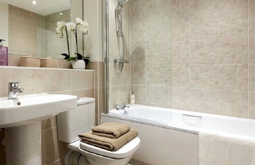 Reading House | Your Oasis in central Reading
