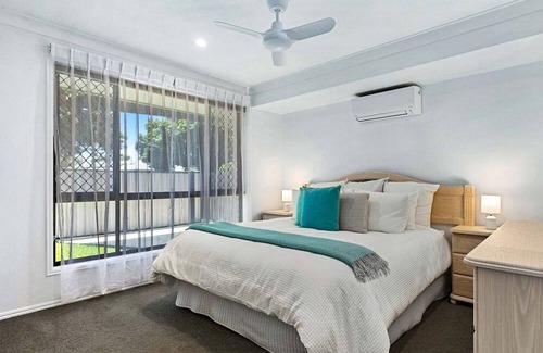 Torquay House | Equinox on Alexander