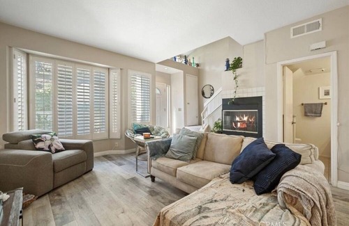Mission Viejo Condo | Stunning 3 Bedroom Townhome in the heart of Mission Viejo