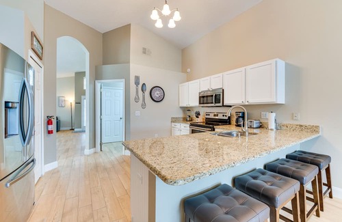 Westridge House | Disney Area Home w/ Private Pool & Lanai!