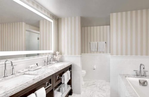 Del Mar House | 1-Bedroom Suite at a 5⭐️ Hotel