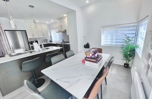 Tetreaultville Apartment | Cozy Oasis Near Montreal Stadium, Pac-man Arcade Game