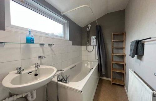 Andover House | 3 Bedroom House Andover
