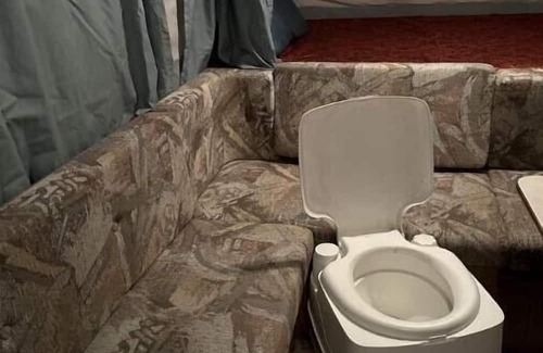 Wrightwood RV Rental | Spontaneous tent