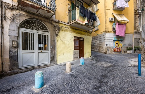 Quartieri Spagnoli Apartment | A due Passi - Quartieri Spagnoli