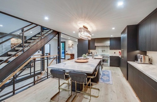 Fire Mountain House | A Zen Paradise With Movie Theater & Hot Tub