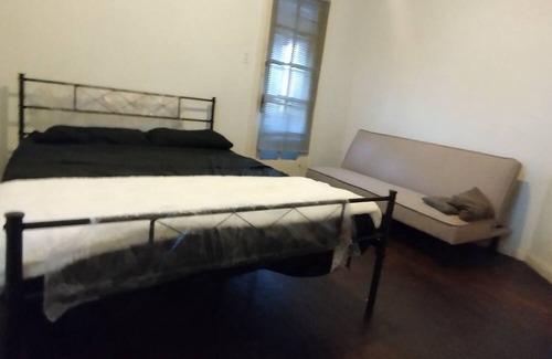 Detroit House | 2 bedroom house in mid Detroit close to downtown, Greek Town and casinos