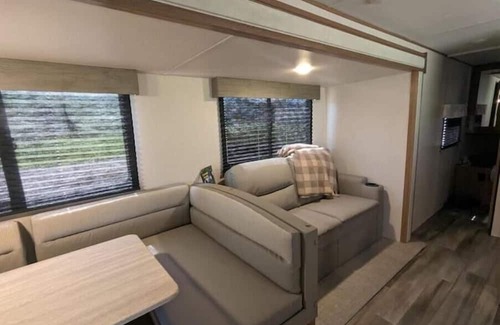Glenwood House | Gated Community - Caddo Access!