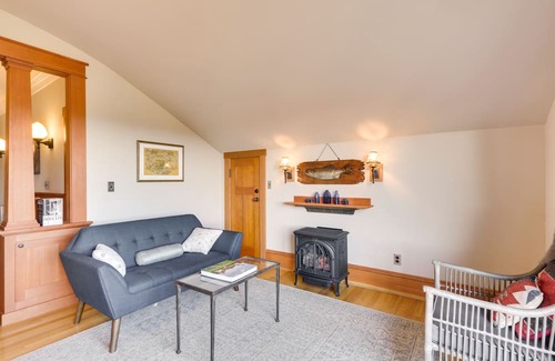 Lair Hill Apartment | Southwest Portland Apartment ~ 3 Mi to Downtown!