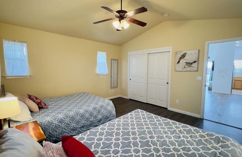 Oceano House | OCEAN VIBES with Mountain Scenery and distanced Dune View!