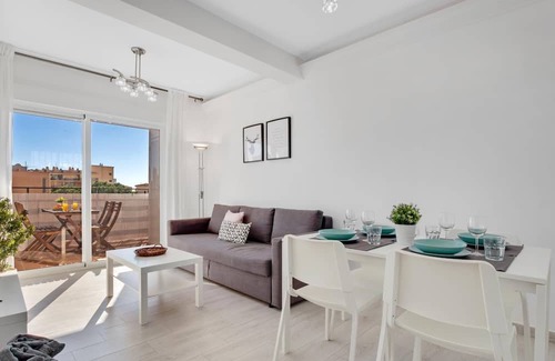 Carihuela Apartment | Sol Montemar 57 - Terrace, Swimming Pool, Parking, 200m from the beach