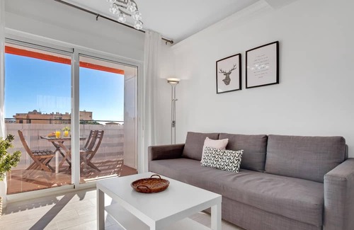 Carihuela Apartment | Sol Montemar 57 - Terrace, Swimming Pool, Parking, 200m from the beach