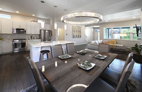 Northfield House | STAPLETON LUXURY RENTAL HOUSE