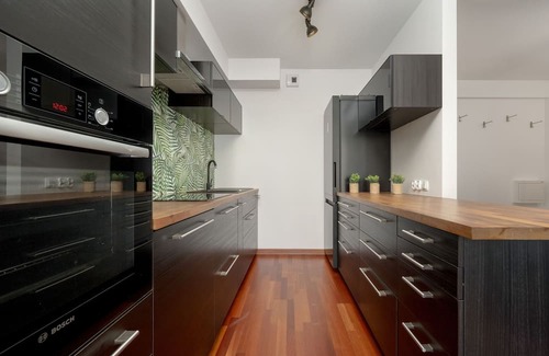 Krzyki Apartment | Modern Apartment in Wroclaw by Renters
