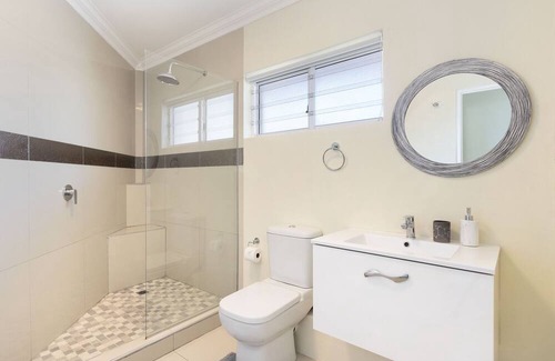 Lagoon Beach Apartment | Neptune Isle 121 - Two Bedroom Apartment, Sleeps 4