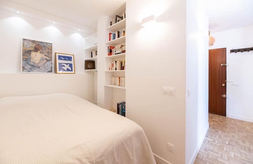 Quartier du Pont-de-Flandre Apartment | Canal de l'Ourcq 1 bedroom apartment
