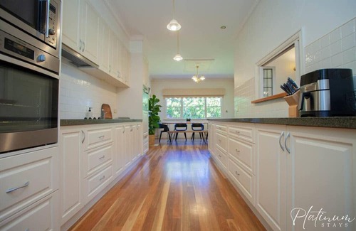 Ballarat North House | Timeless Elegance on Norman