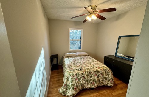 Smyrna House | Home away from home!