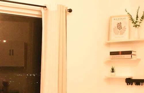 Diliman Condo | Studio bedroom in Circulo Verde near Eastwood Quezon city. Pet-Friendly!