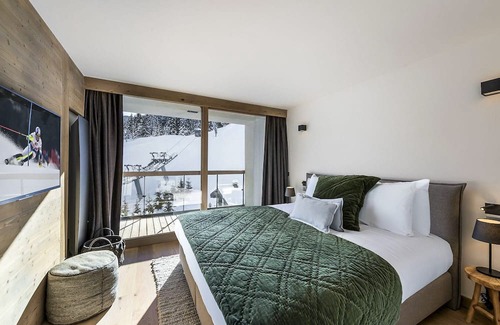 Courchevel Villa | Apartment Un - Four Bedroom Villa, Sleeps 10