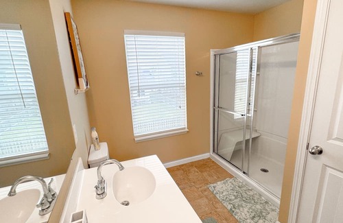 Noblesville House | Elegant 3 BD Home in Noblesville