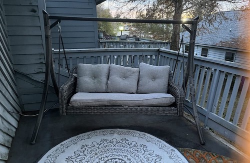 Hanahan House | Beautiful Townhome with 2 Master Suites