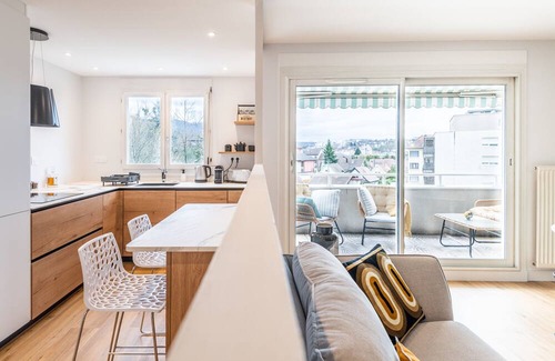 Annecy Apartment | Beautiful & Quiet Flat