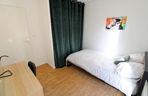 Quartier Saint-Marc - Croix de Pierre - Saint-Nicaise Apartment | Vrbo Property