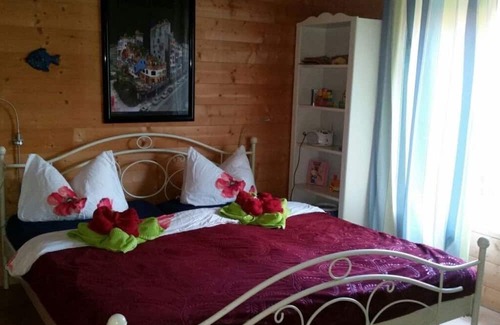 Falkensee Apartment | Holiday home Schweizerhaus