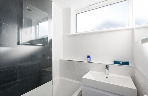 The Lanes Apartment | Brighton City Apartment sleeps 6 *Free parking*