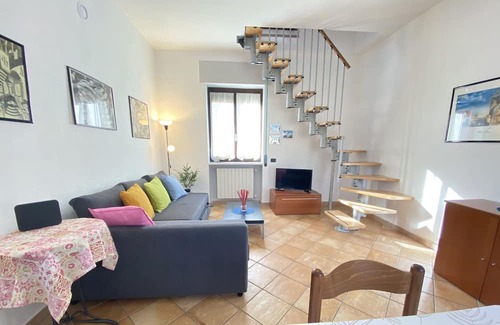 Trezzano Rosa House | The Discography, Elegant and Spacious for Groups
