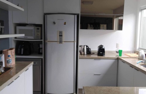 Palhoca House | Casa na Grande Florianópolis