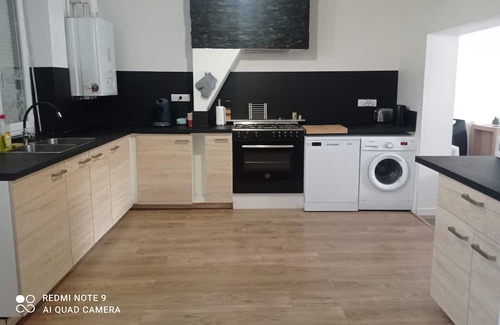 Gravelines House | Gîte Situé à 1 km de la Centrale Nucléaire.. Tout Confort, Proximité Commerce