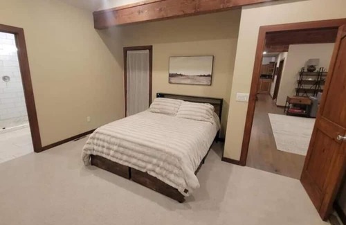 Dryden House | Private River house near Leavenworth on 10 acres
