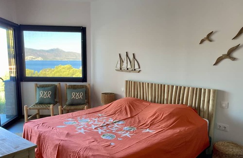 Port de la Selva Villa | Escale à ne pas Manquer: El niu al Mar Charme de la Pierre et vue Inoubliable