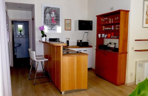 Rothhelmshausen Apartment | Apartment "Land und Leute 2" with Private Terrace & Wi-Fi