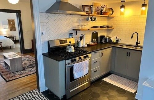 Northeast Minneapolis Arts District House | NE Minneapolis Brick Beauty - Unit 3n