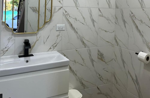 Fairy Valley Rock Apartment | One Chancery Lane Townhouse